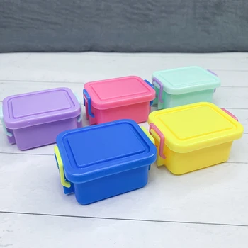 1db/Set Mini aranyos babaház miniatűr műanyag tároló doboz DIY műanyag doboz szimulációs kisbolt kellékek gyerekeknek